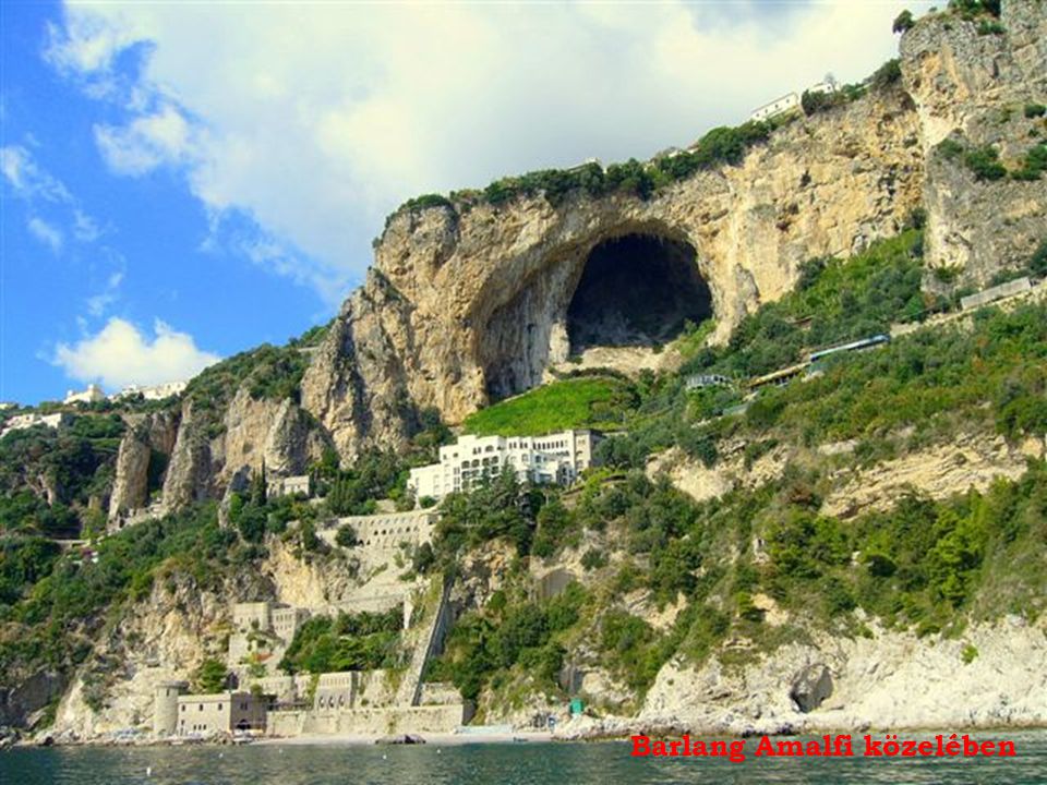 Barlang Amalfi közelében