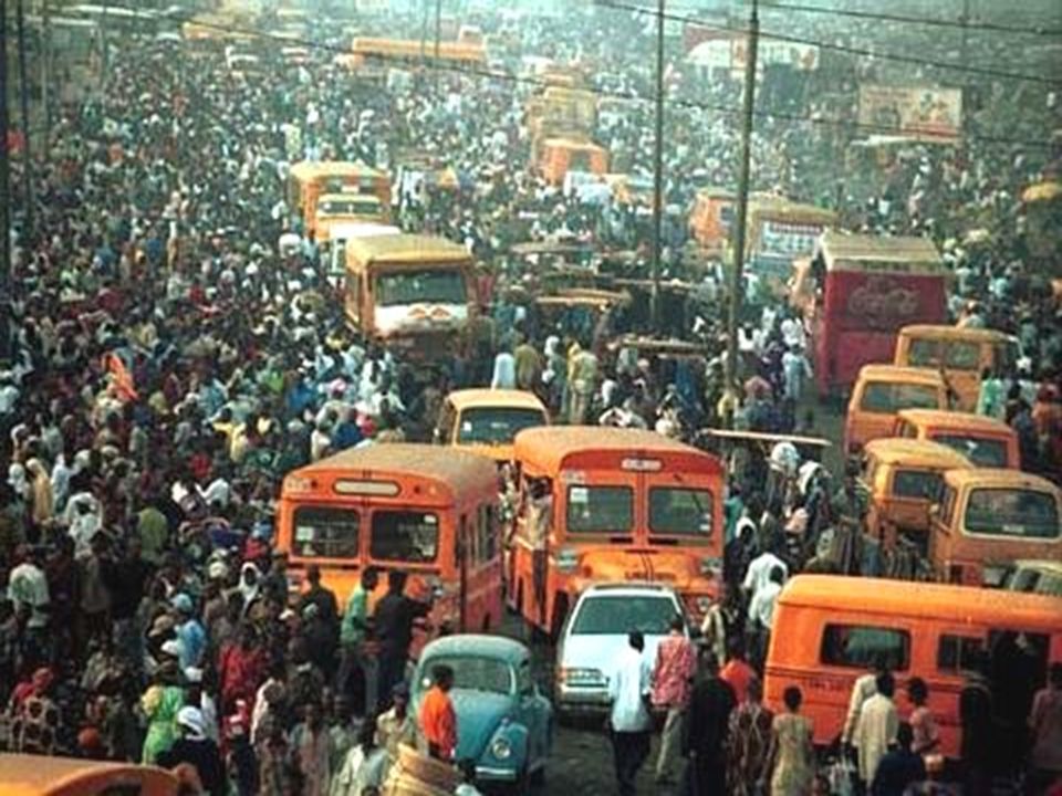 Városok Afrika: Nigériában Lagos városa Remény a nyomortelepen: