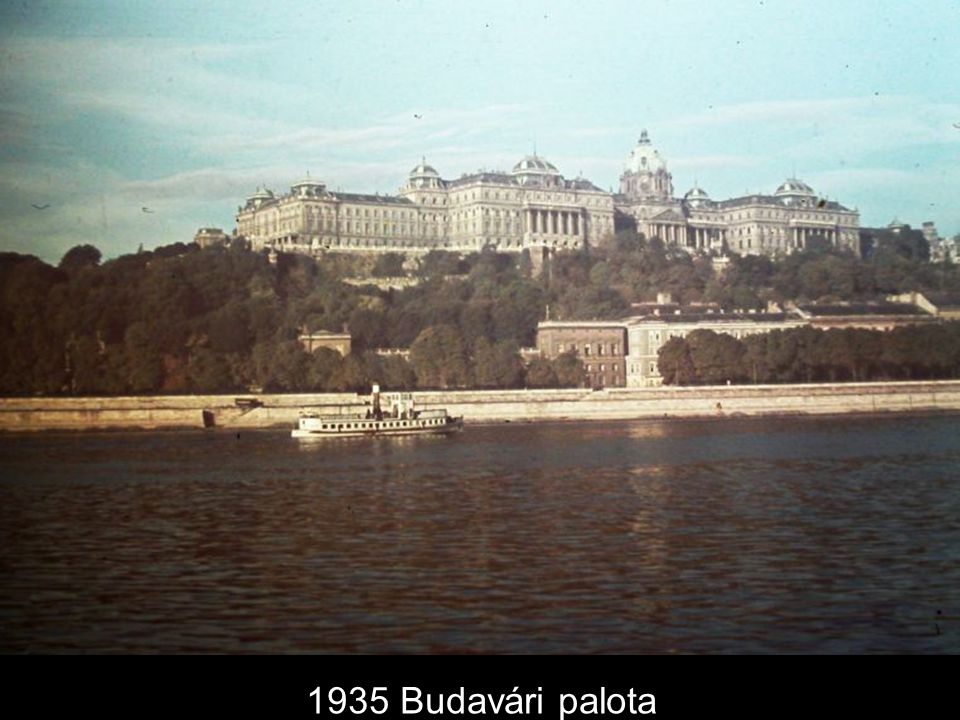 1935 Budavári palota