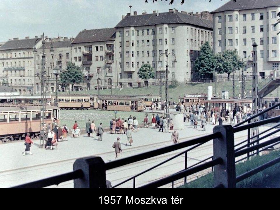1957 Moszkva tér
