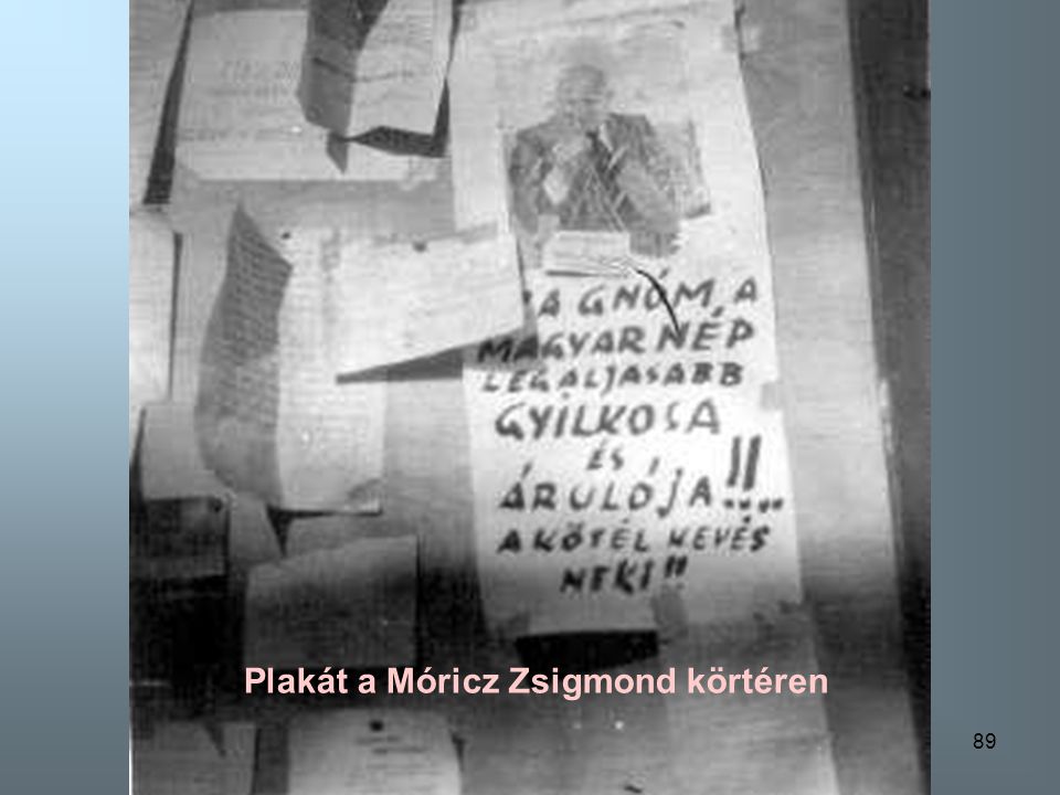 Plakát a Móricz Zsigmond körtéren