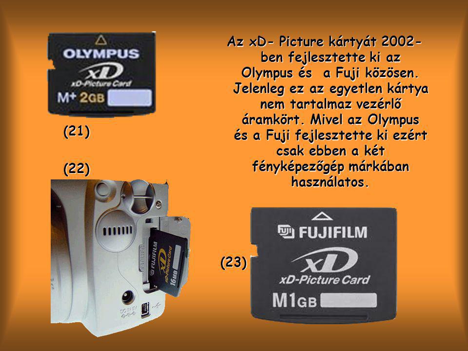 Az xD- Picture kártyát 2002-ben fejlesztette ki az Olympus és a Fuji közösen. Jelenleg ez az egyetlen kártya nem tartalmaz vezérlő áramkört. Mivel az Olympus és a Fuji fejlesztette ki ezért csak ebben a két fényképezőgép márkában használatos.