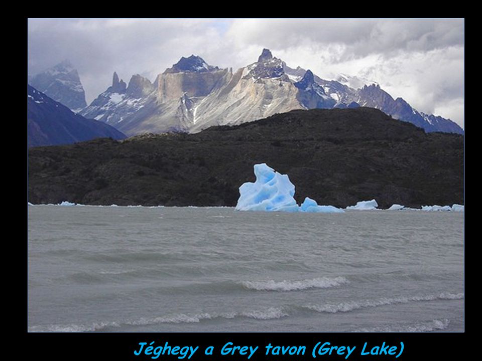 Jéghegy a Grey tavon (Grey Lake)