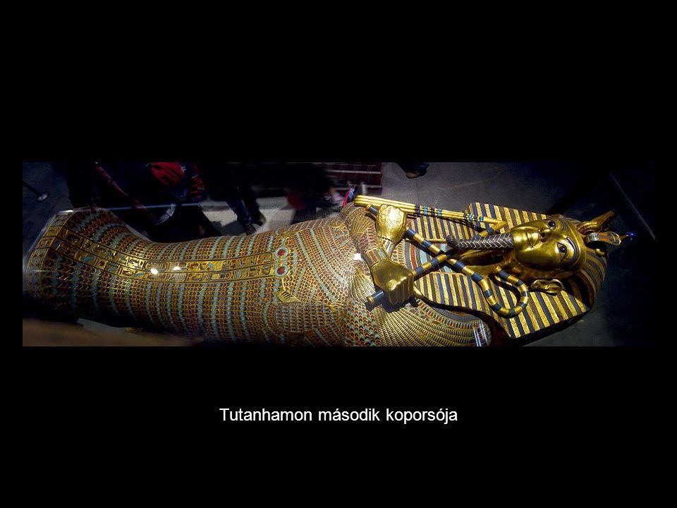 Tutanhamon második koporsója